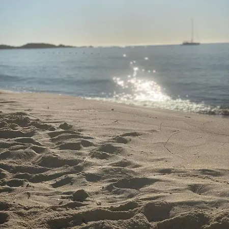 Bed & Breakfast La Ginestra Chia 4*