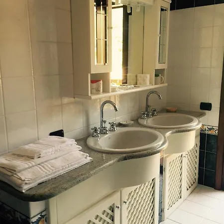 La Ginestra Chia Domus De Maria